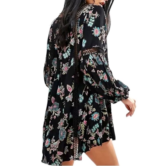 Free People Just The Two Of Us Black Floral Boho Swing Long Sleeve Tunic - Picture 2 of 10